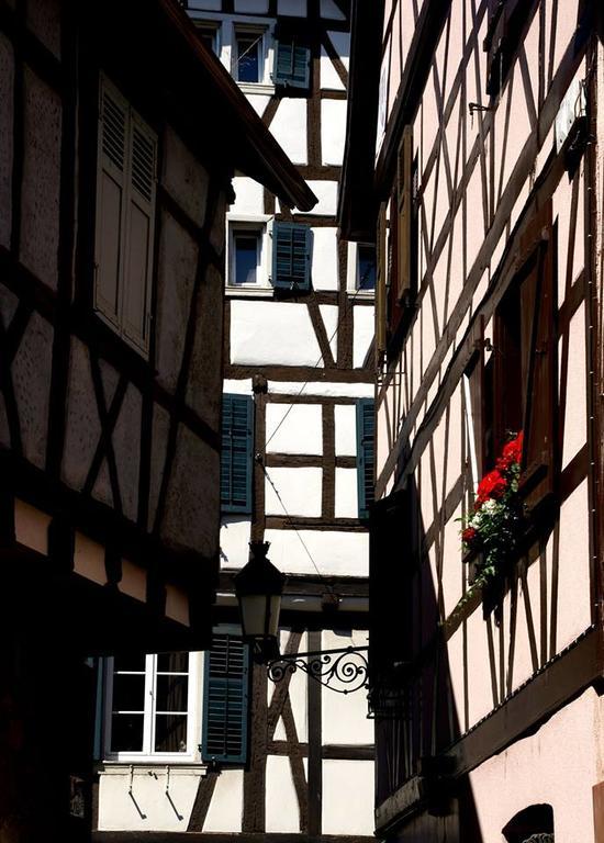 Chambre D'Hotes Du Cote Des Remparts Wissembourg Exterior photo